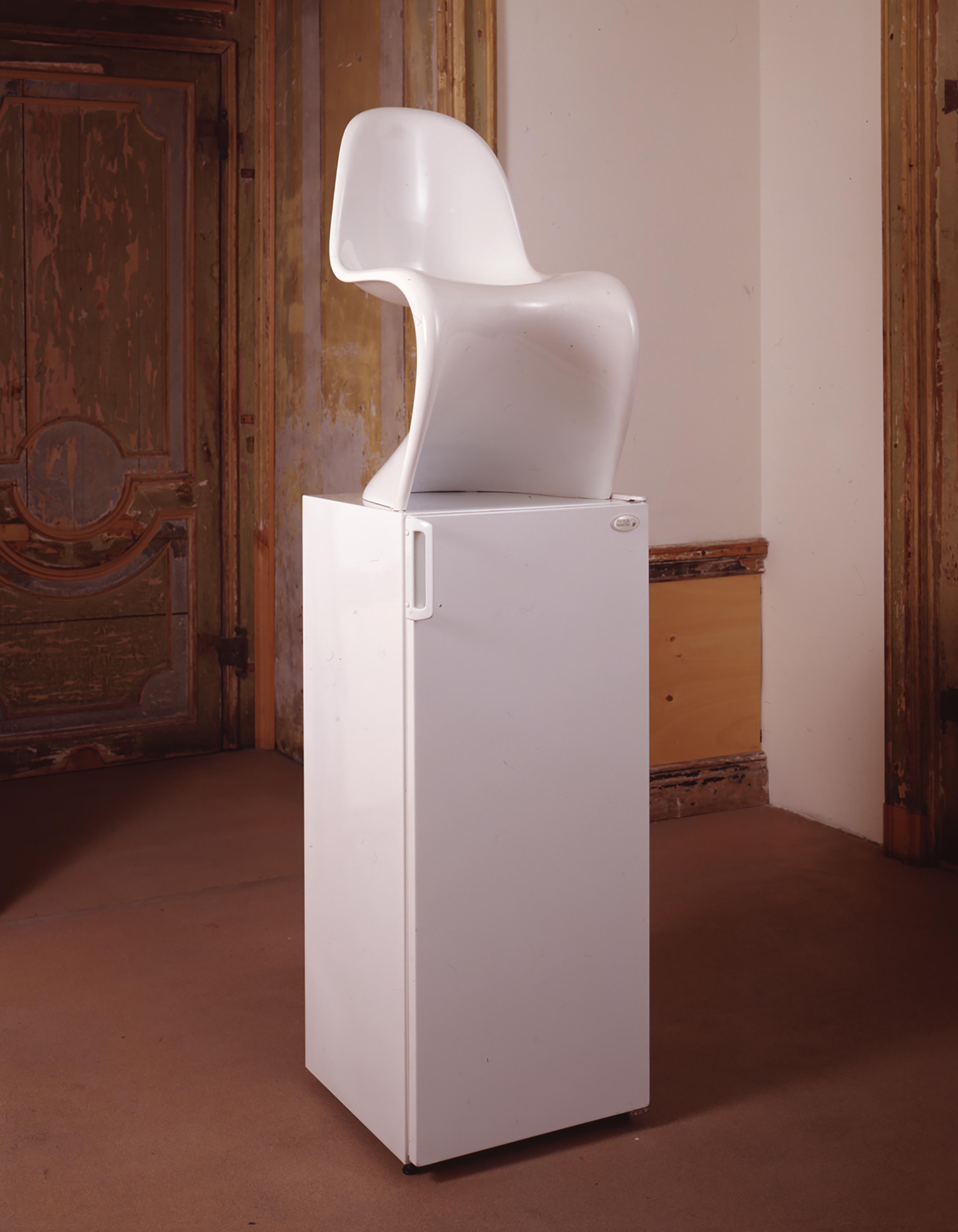 Bertrand Lavier, Panton/Arthur-Martin, 1991